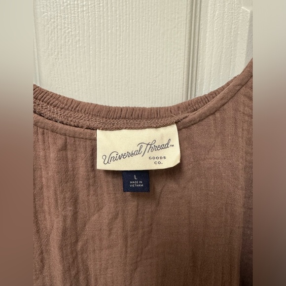 Women’s Dress - Picture 3 of 5